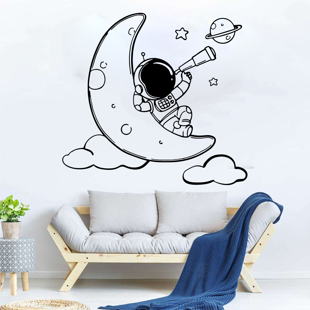 Baby Nursery Panelling - Astronauta dos desenhos animados na lua